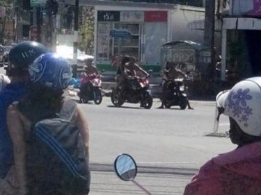 VIDEO French, Italian Punks Racing Motorcycles in Patong, Say Residents