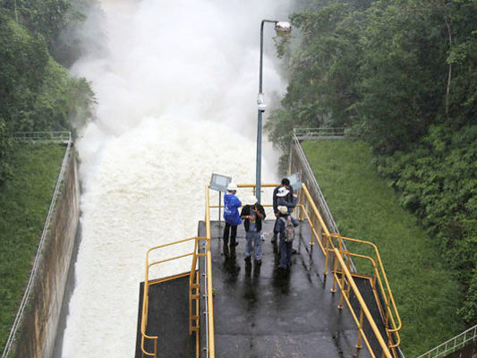 Deep South put on high flood alert