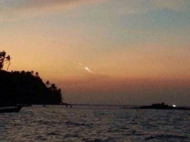 Bright Flash Close to Phuket in Rocket Splashdown as India Puts Satellite Into Orbit