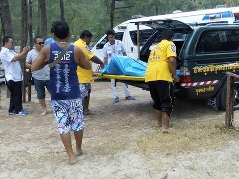 Body of unknown man gound floating off Phuket beach