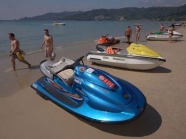 Up to You to Warn About Jet-Ski Risks, Phuket Honorary Consuls Told