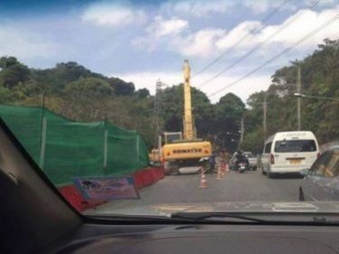 Phuket's Patong Hill to Narrow to One Lane for Five Days of Road Works