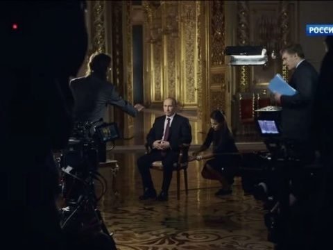 Российские госканалы показали фильм про Путина