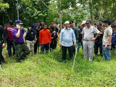 More Rohingya burial grounds found off Phuket