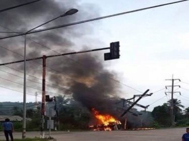 Petrol Tanker Crashes, Blazes North of Phuket: Photo Special