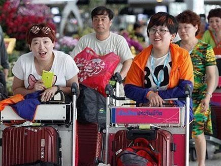 Chinese surge in tourist arrivals boosts full-year target