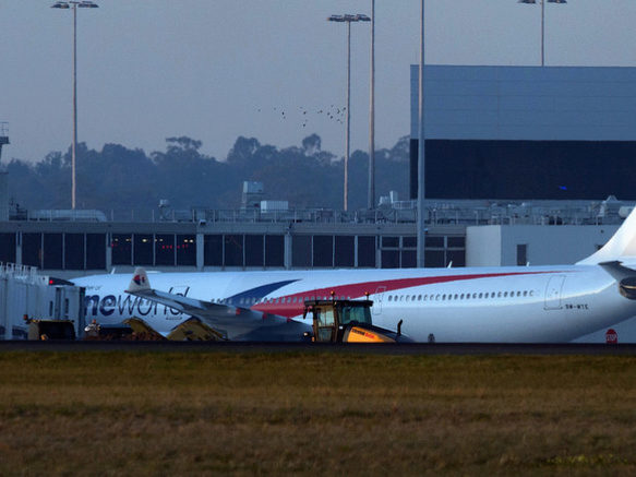 Malaysia Airlines jet makes emergency landing in Australia