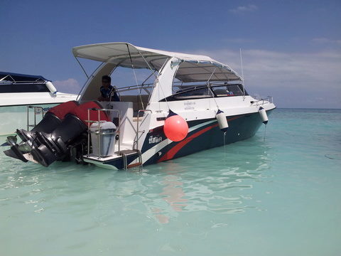 Speedboat Private charter